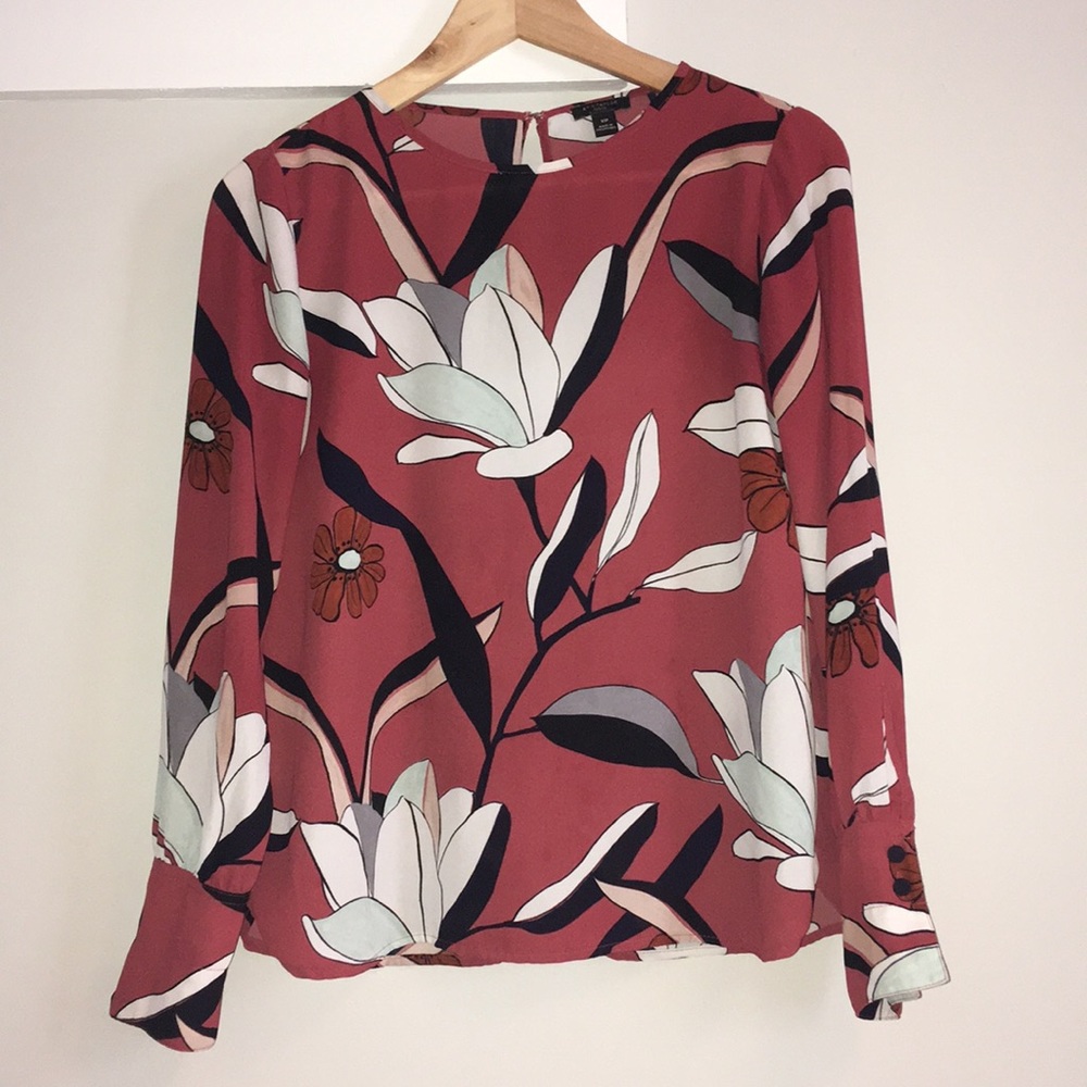 ANN TAYLOR Flower Blouse